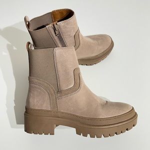 Lucky Brand Women's ankle Boots Size 6